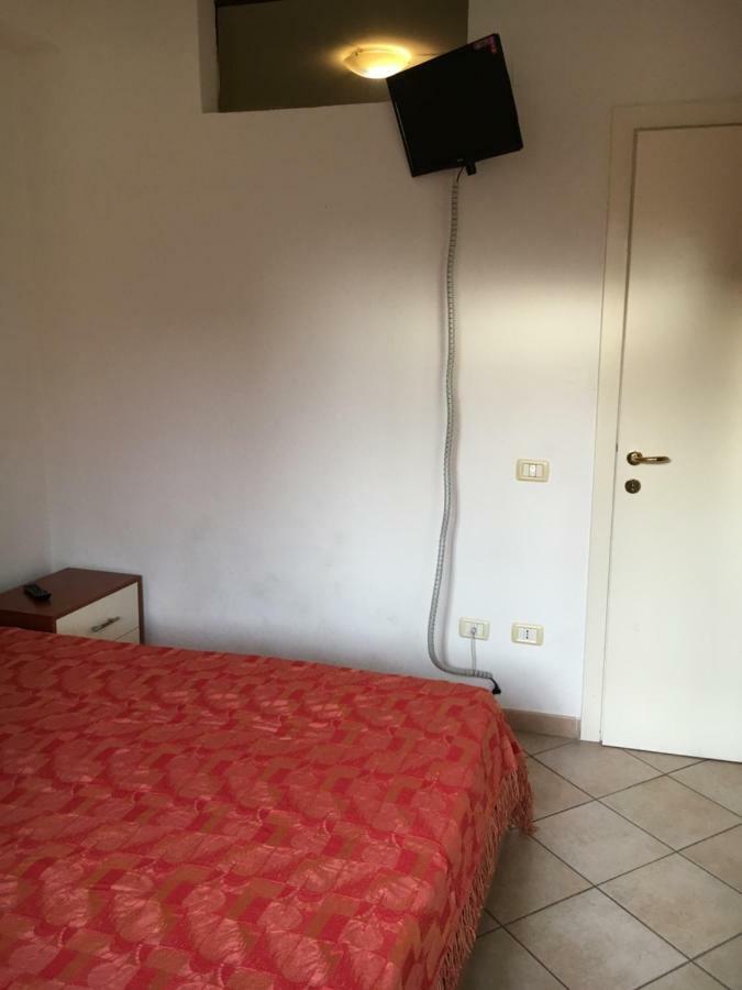Res. Centro Storico Appartement Fano Buitenkant foto
