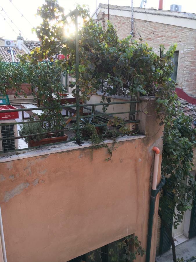 Res. Centro Storico Appartement Fano Buitenkant foto