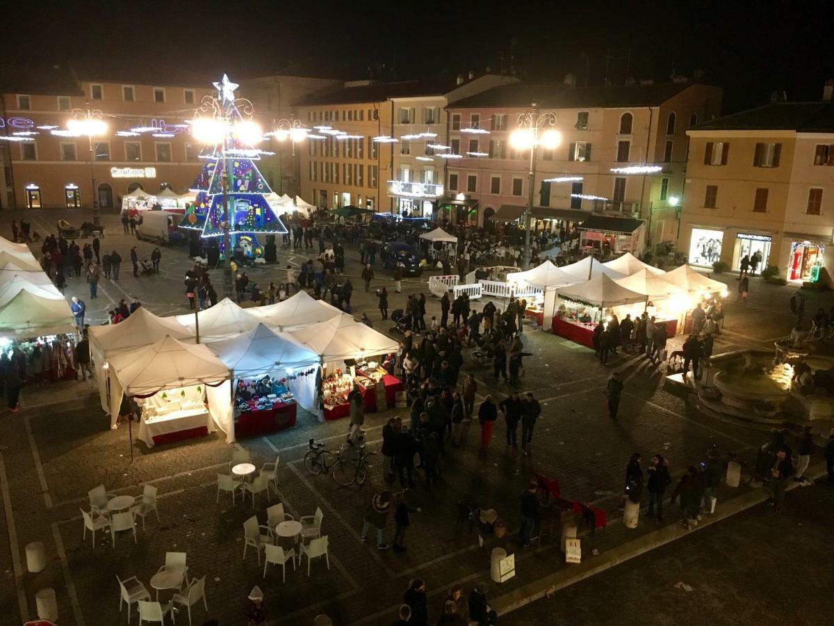 Res. Centro Storico Appartement Fano Buitenkant foto